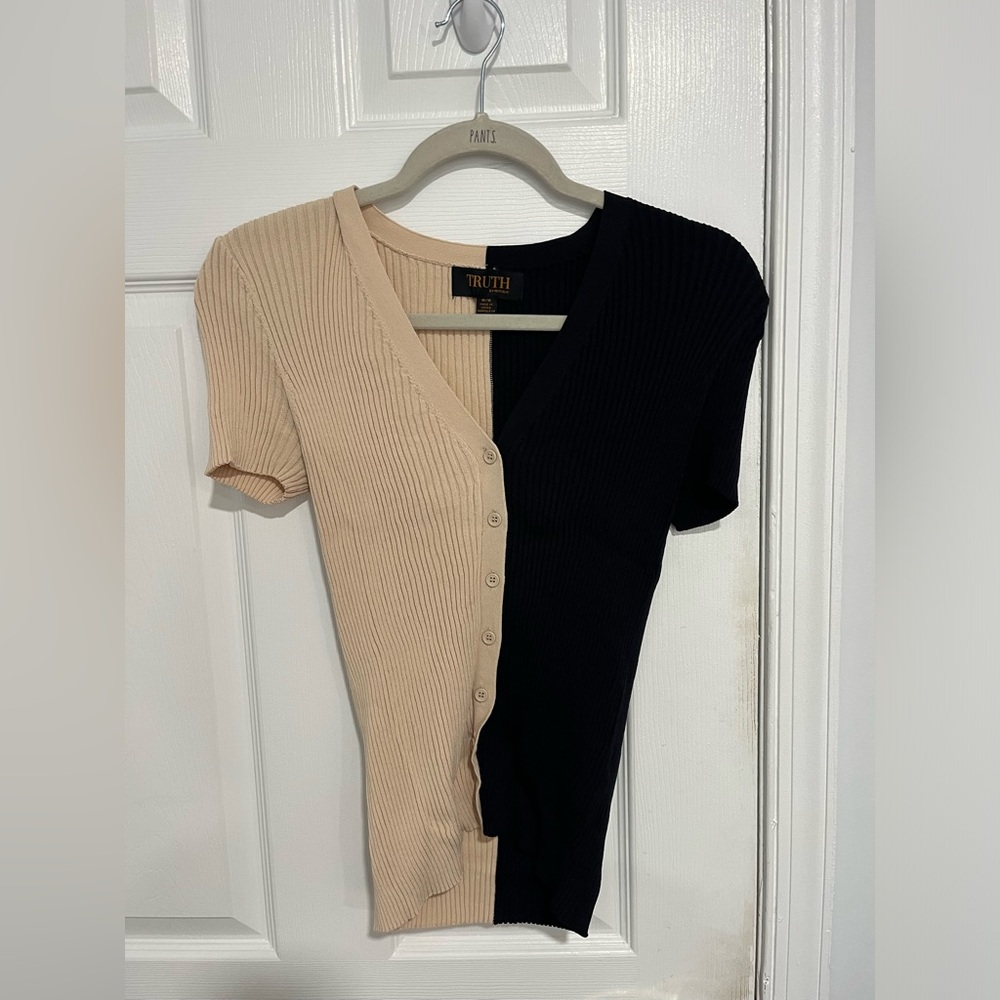 Truth by Republic color block sweater